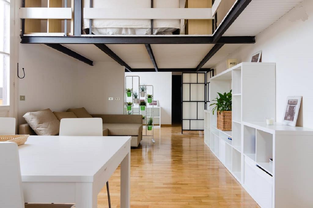 V12 Design Apartments ミラノ 部屋 写真